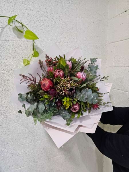 Earth Dreamer - Native Bouquet